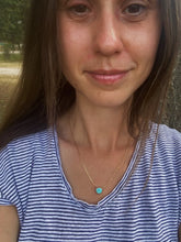 Load image into Gallery viewer, Turquoise & Gold Pebble Necklace