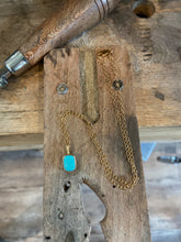 Load image into Gallery viewer, Turquoise & Gold Necklace