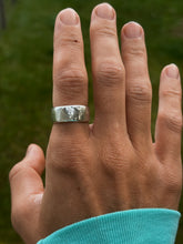 Load image into Gallery viewer, Size 8 Silver Heart