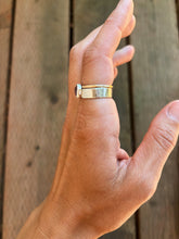 Load image into Gallery viewer, Spinel Size 8