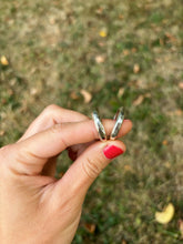 Load image into Gallery viewer, Hammered Saucer Stacker Size 9.5