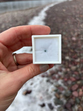 Load image into Gallery viewer, 3.5 mm MT Sapphire for Crown of the Continent Rings
