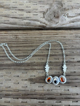 Load image into Gallery viewer, MT Agate Oak Leaf Necklace
