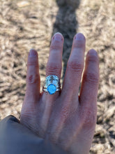 Load image into Gallery viewer, Shield Ring Size 7
