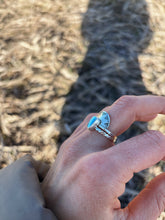 Load image into Gallery viewer, Shield Ring Size 8.25
