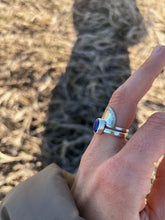 Load image into Gallery viewer, Shield Ring size 7.25
