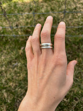 Load image into Gallery viewer, UFO Ring size 7.5
