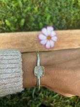 Load image into Gallery viewer, Rutilated Quartz Cuff Size Small/Medium #2
