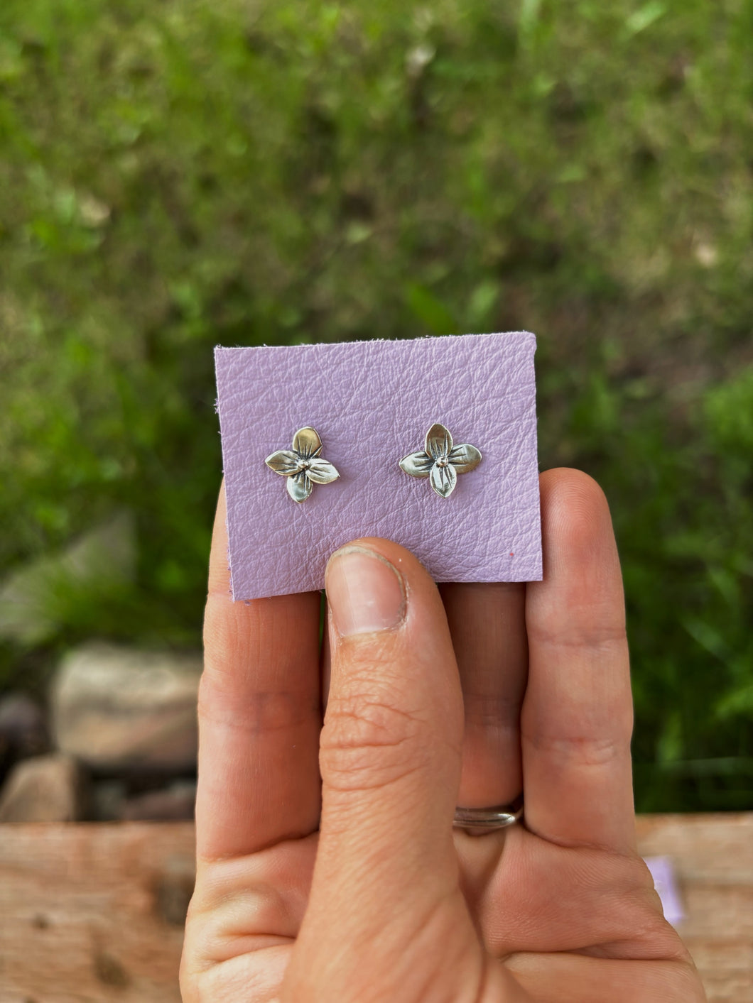 Lilac Studs