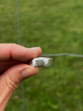 Load image into Gallery viewer, Size 8.5 Silver Heart &amp; Diamond

