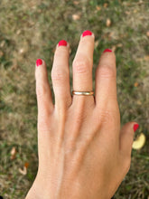 Load image into Gallery viewer, Medium Goldfill Ring Size 6
